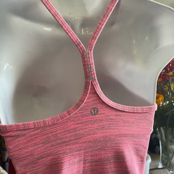 Lululemon Top - Picture 3 of 4